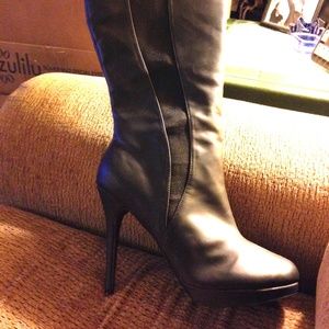 Black Hadiya Wide-Calf Boot